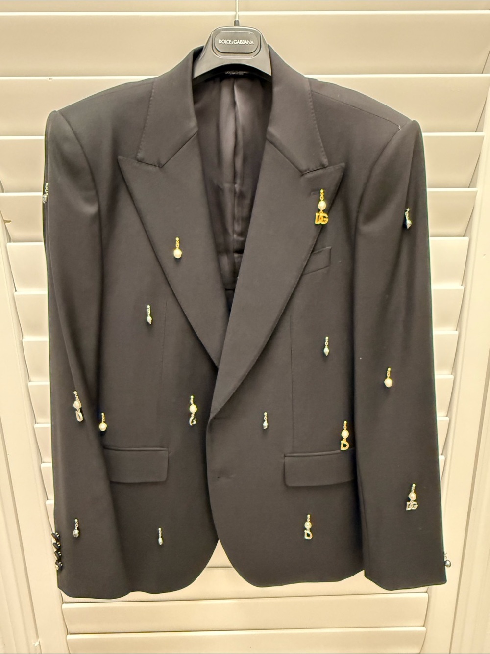 Dolce & Gabbana Black Blazer with Gold-Tone Charms It52/ US 42